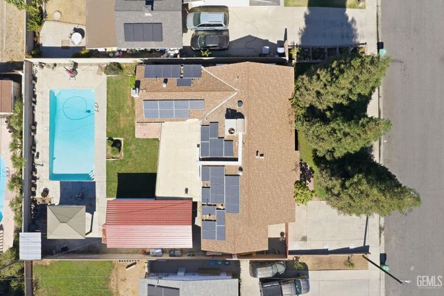 923 Devore Avenue, Bakersfield, CA 93308