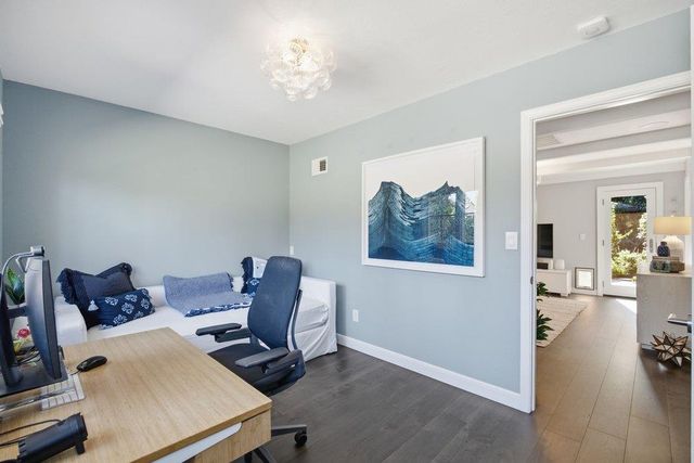 624 Tomi Lea Street, Los Altos, CA 94022