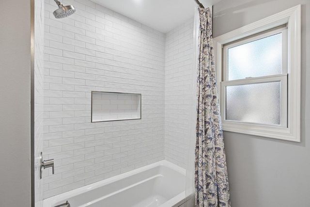 624 Tomi Lea Street, Los Altos, CA 94022