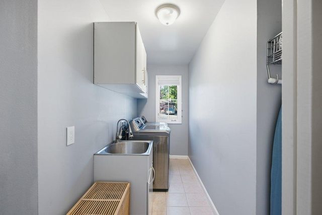 624 Tomi Lea Street, Los Altos, CA 94022