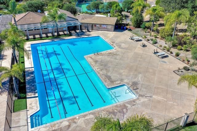 10629 Meadow Glen Way E, Escondido, CA 92026