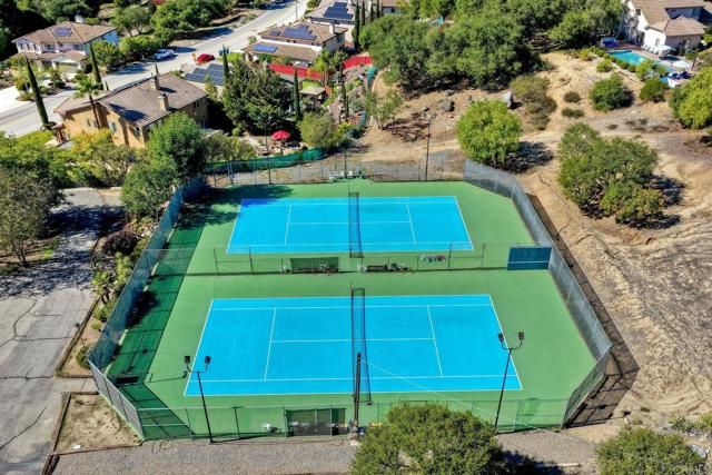 10629 Meadow Glen Way E, Escondido, CA 92026