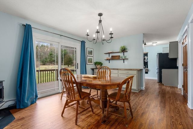 55 Brookfield Rd, Brimfield, MA 01010