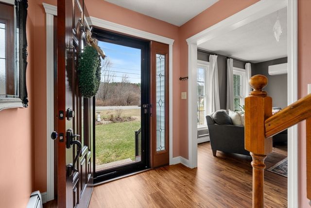 55 Brookfield Rd, Brimfield, MA 01010