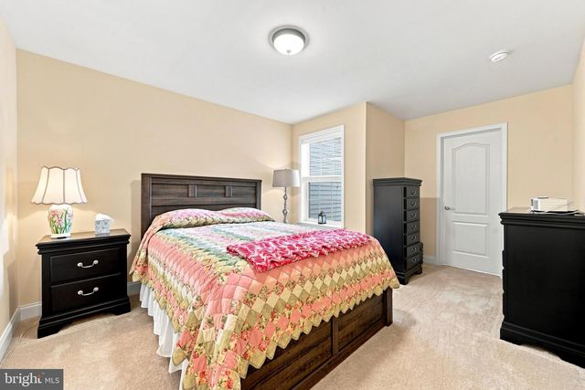 244 CLERMONT DR, Newtown Square, PA 19073