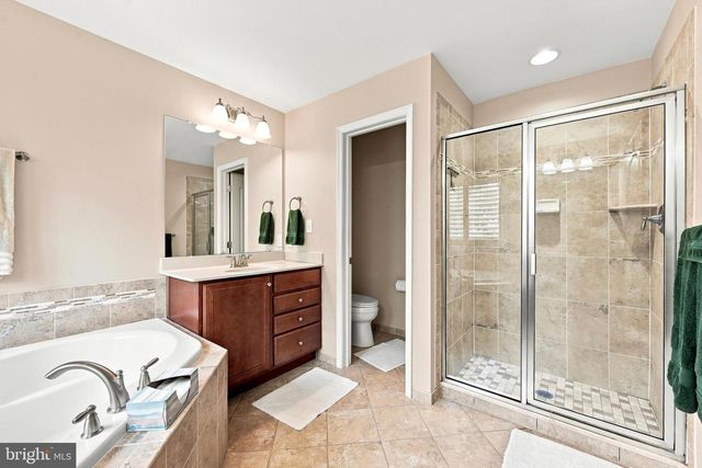 244 CLERMONT DR, Newtown Square, PA 19073