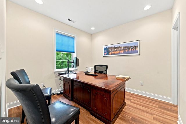 244 CLERMONT DR, Newtown Square, PA 19073
