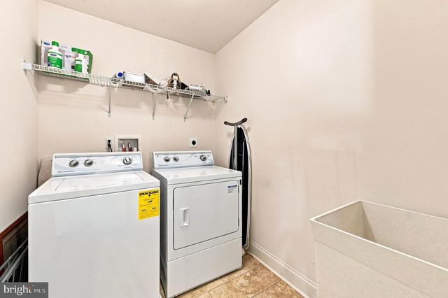 244 CLERMONT DR, Newtown Square, PA 19073