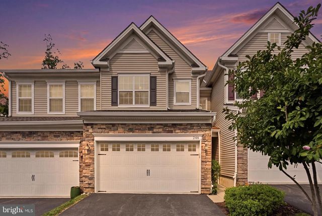 244 CLERMONT DR, Newtown Square, PA 19073
