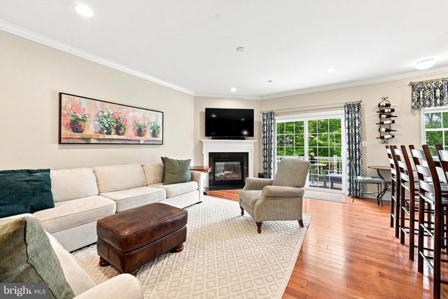 244 CLERMONT DR, Newtown Square, PA 19073