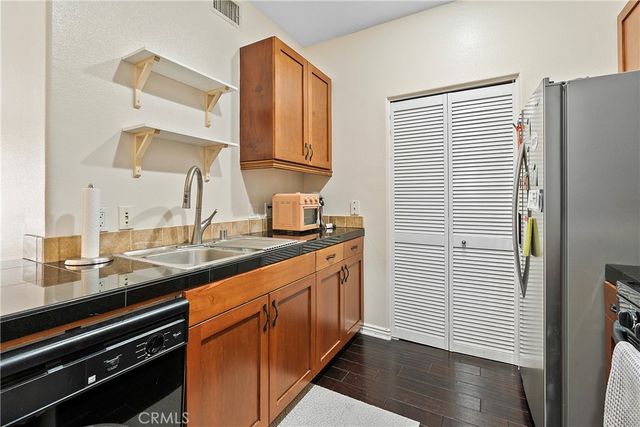 3338 Watermarke, Irvine, CA 92612
