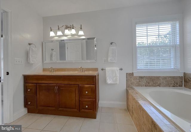 44180 CROSS BOW LN, California, MD 20619