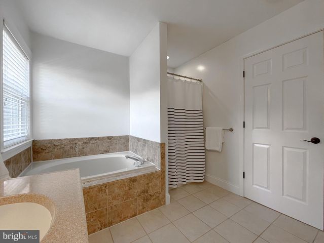 44180 CROSS BOW LN, California, MD 20619