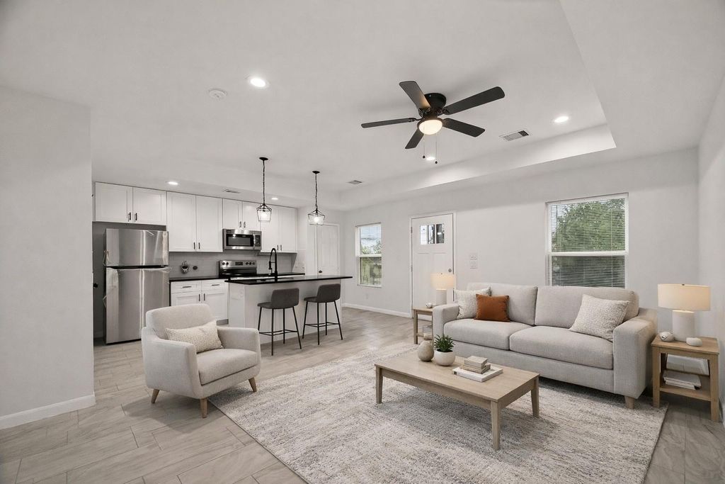 5608 Tommye Street B, Houston, TX 77028