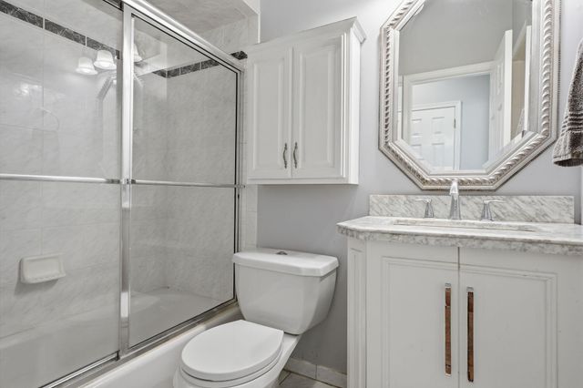 102 WHISPER WOOD CT, Newtown, PA 18940