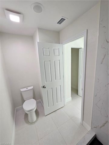 5234 Sholtz ST, Naples, FL 34113