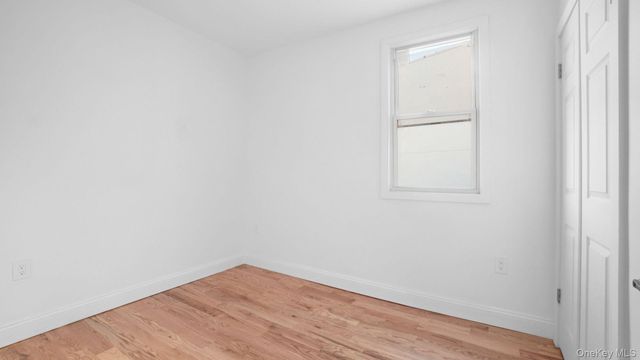 1148 E 211th Street, Bronx, NY 10469