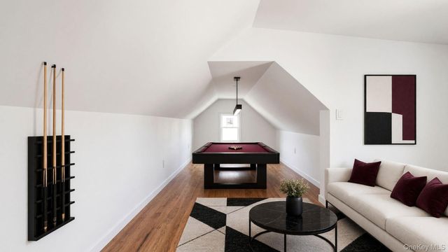 1148 E 211th Street, Bronx, NY 10469