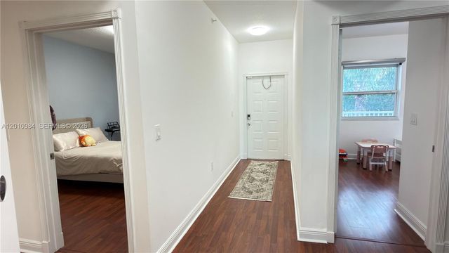 10730 NW 66th St 313, Doral, FL 33178
