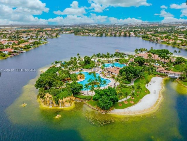 10730 NW 66th St 313, Doral, FL 33178