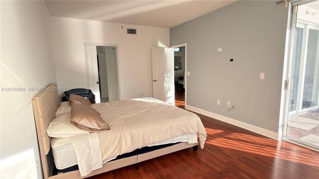 10730 NW 66th St 313, Doral, FL 33178