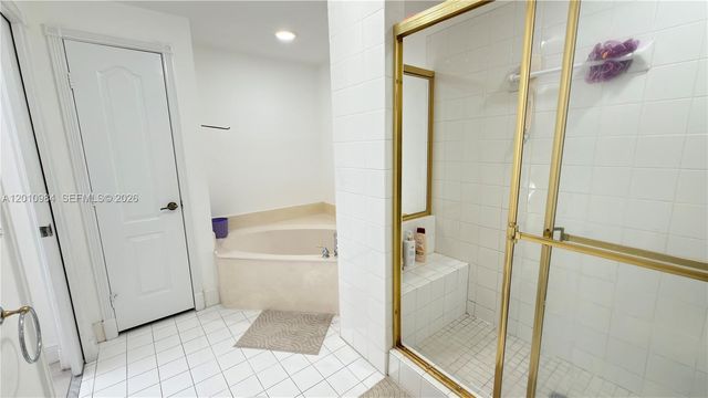 10730 NW 66th St 313, Doral, FL 33178