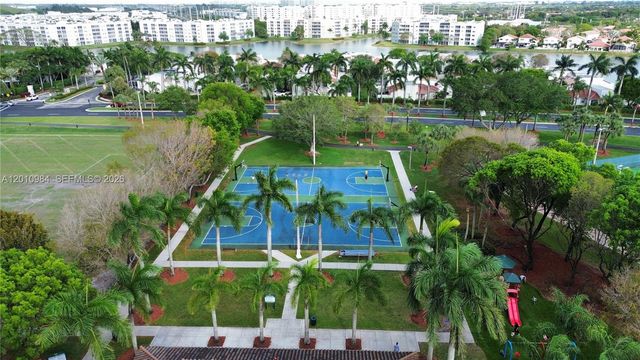 10730 NW 66th St 313, Doral, FL 33178
