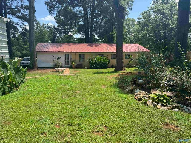 295 Trojan Drive, Hazel Green, AL 35750