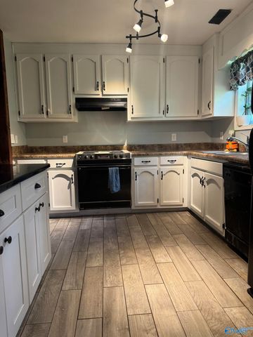295 Trojan Drive, Hazel Green, AL 35750