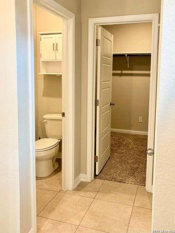 1281 CARL GLN, New Braunfels, TX 78130