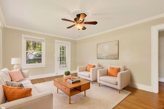100 Bob White Lane, Taylors, SC 29687