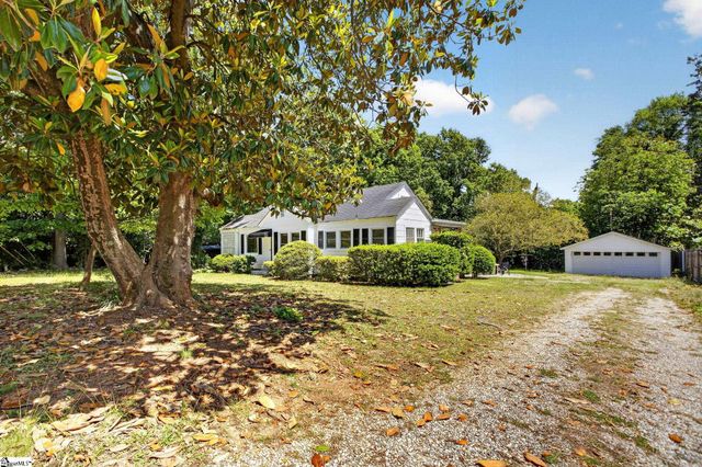 100 Bob White Lane, Taylors, SC 29687