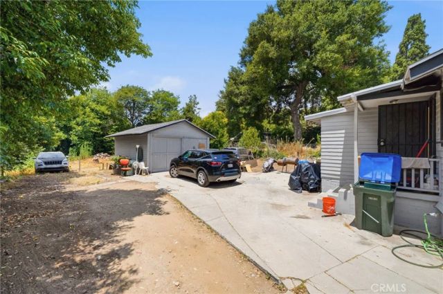 1029 N Marengo Avenue, Pasadena, CA 91103
