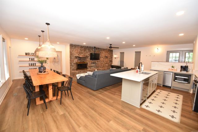 107 Homestead Court, Fairfield Bay, AR 72088