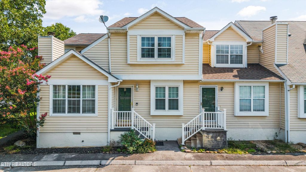613 Vose Rd B, Alcoa, TN 37701
