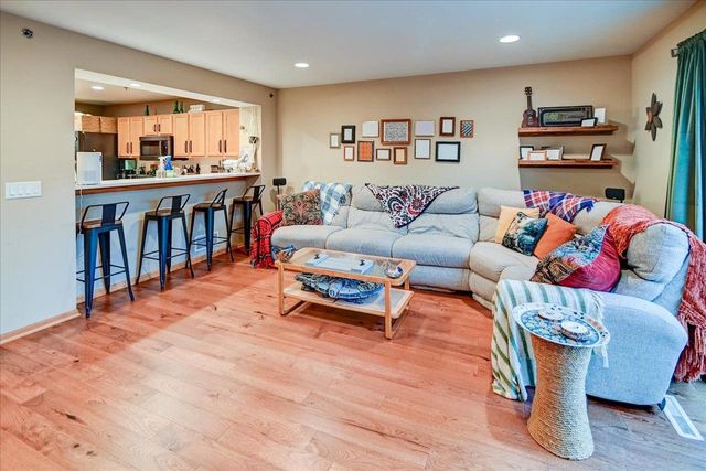 3015 Royal Wulff Terrace, Fitchburg, WI 53711