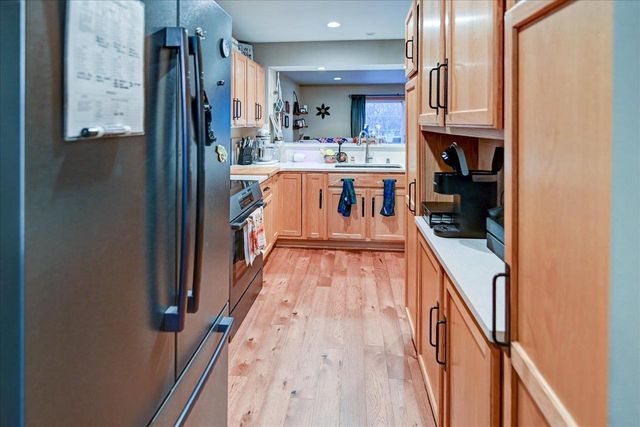 3015 Royal Wulff Terrace, Fitchburg, WI 53711