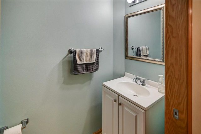 3015 Royal Wulff Terrace, Fitchburg, WI 53711