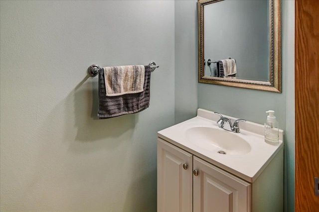 3015 Royal Wulff Terrace, Fitchburg, WI 53711