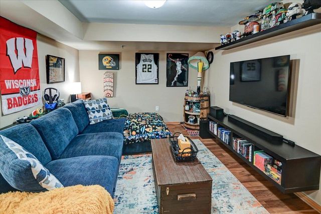 3015 Royal Wulff Terrace, Fitchburg, WI 53711