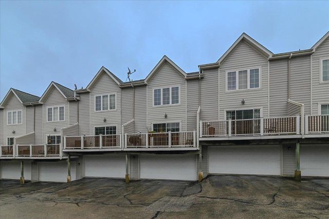 3015 Royal Wulff Terrace, Fitchburg, WI 53711