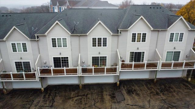 3015 Royal Wulff Terrace, Fitchburg, WI 53711