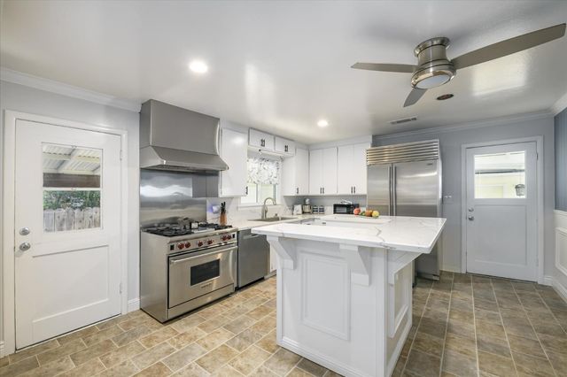 108 Delta Ave, Isleton, CA 95641