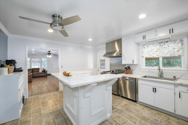 108 Delta Ave, Isleton, CA 95641