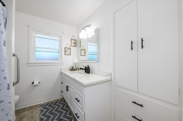 108 Delta Ave, Isleton, CA 95641