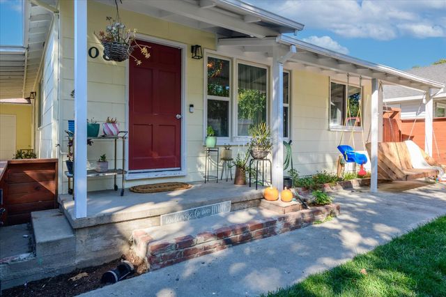 108 Delta Ave, Isleton, CA 95641