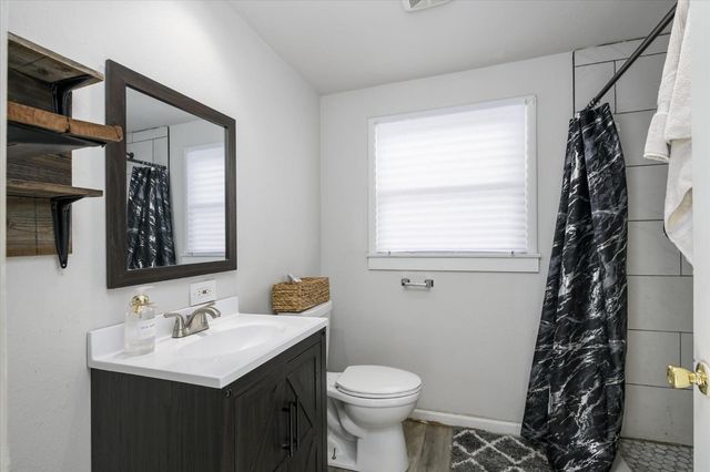 108 Delta Ave, Isleton, CA 95641