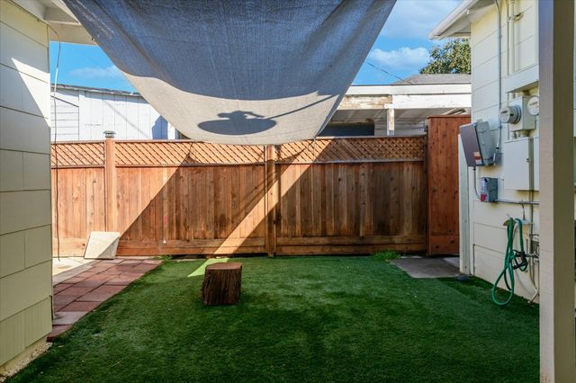 108 Delta Ave, Isleton, CA 95641