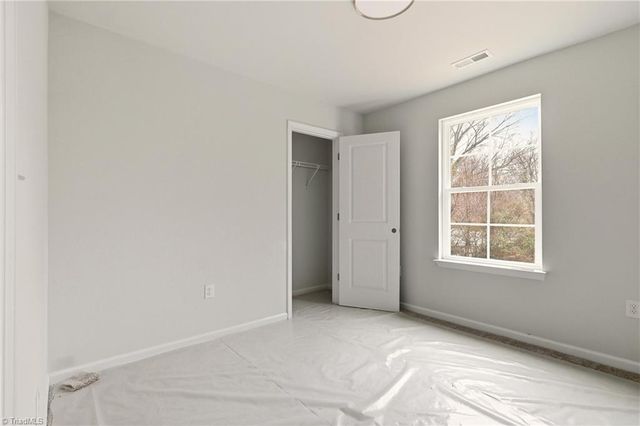 1019 E Sprague Street, Winston-salem, NC 27107