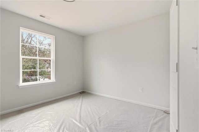 1019 E Sprague Street, Winston-salem, NC 27107